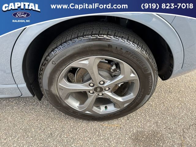 Certified 2024 Ford Escape ST-Line w/ Tech Pack #1 AWD/4WD image 13