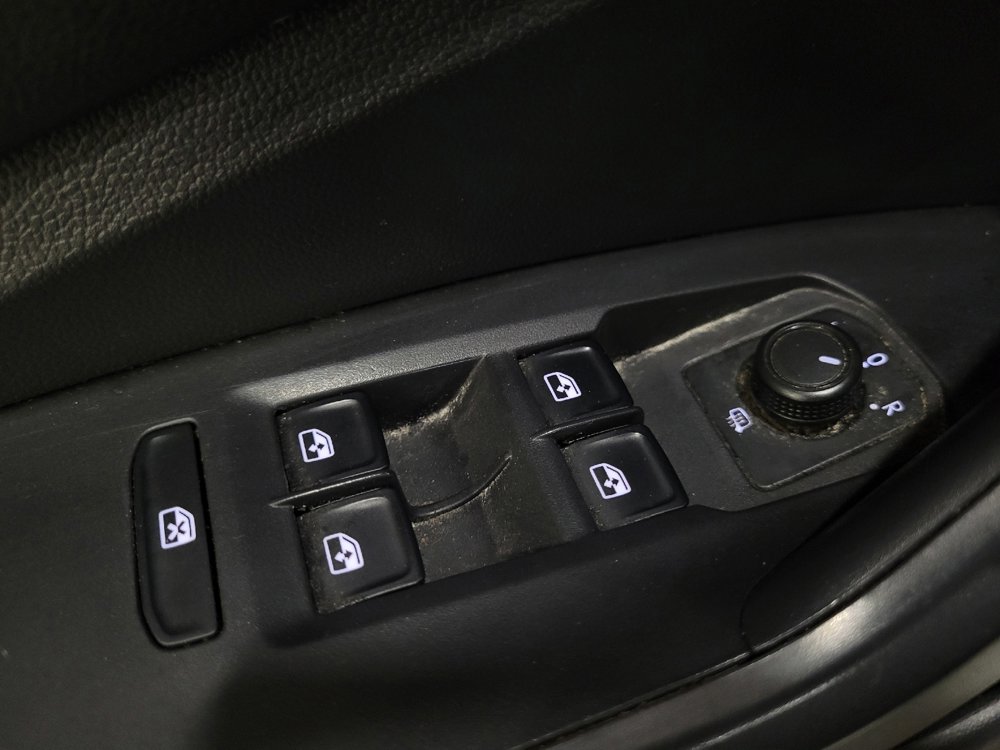 Used 2019 Volkswagen Jetta S w/ Driver Assistance Package FWD image 27
