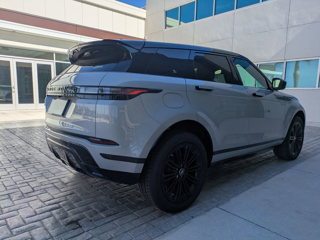 New 2026 Land Rover Range Rover Evoque Dynamic SE AWD/4WD image 4