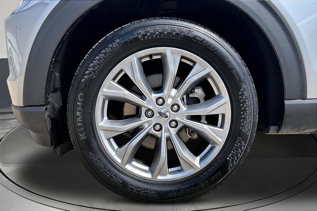 Used 2020 Ford Explorer XLT w/ Equipment Group 202A image 30