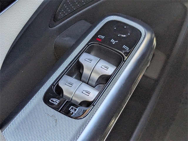 Used 2025 Mercedes-Benz E 350 4MATIC Sedan image 26