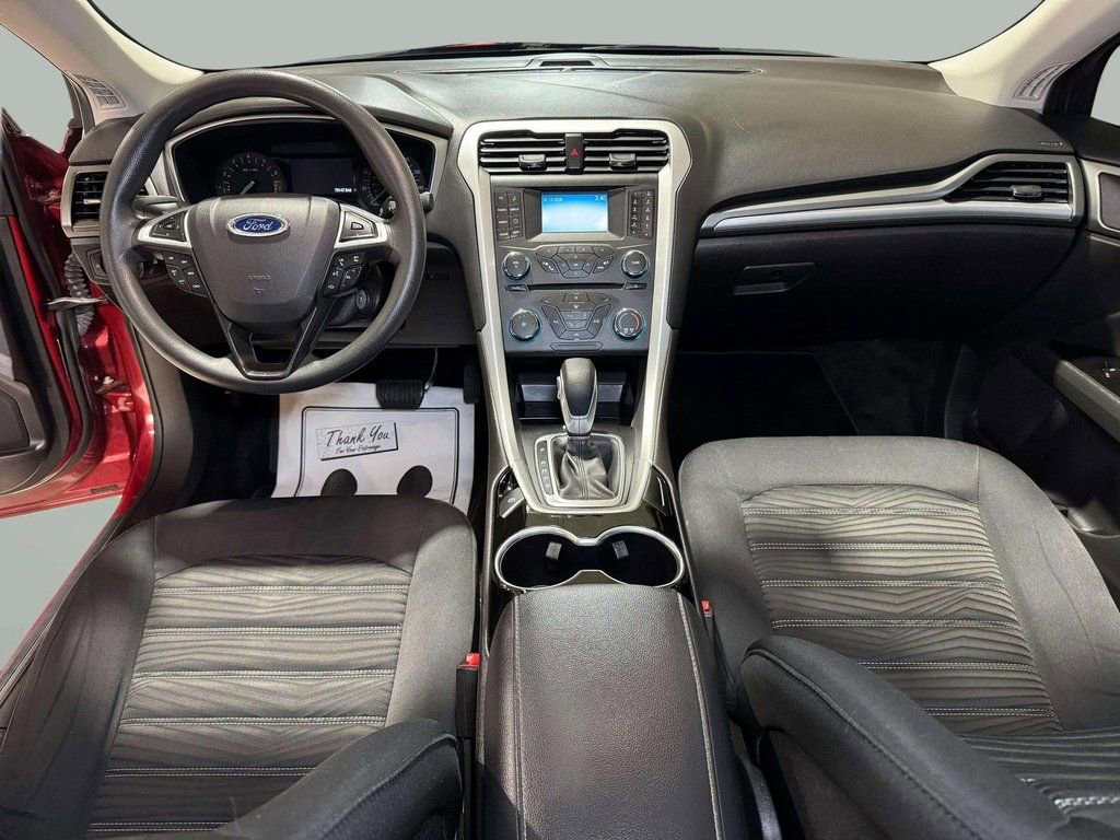Used 2016 Ford Fusion SE image 17