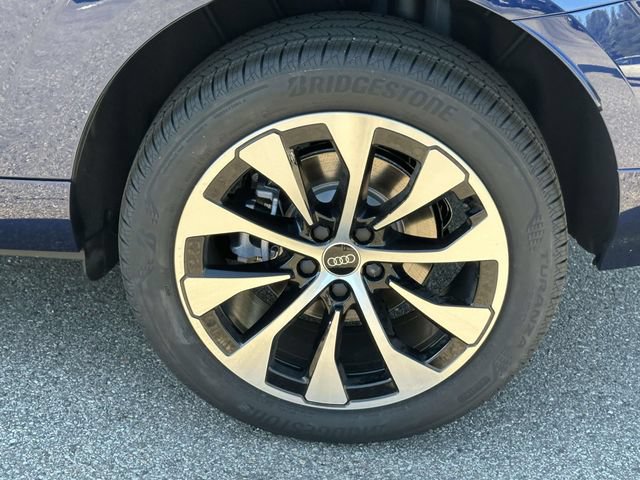 New 2026 Audi Q3 quattro 2.0T AWD/4WD image 4
