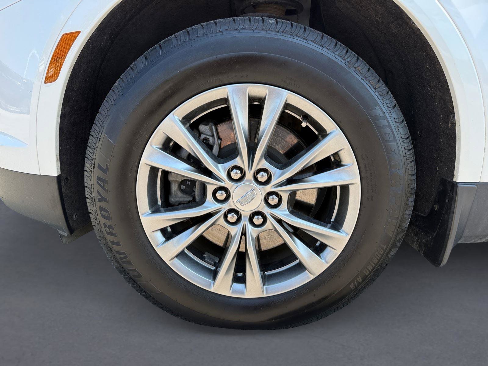 Used 2021 Cadillac XT5 Premium Luxury w/ LPO, Floor Liner Package AWD/4WD image 15