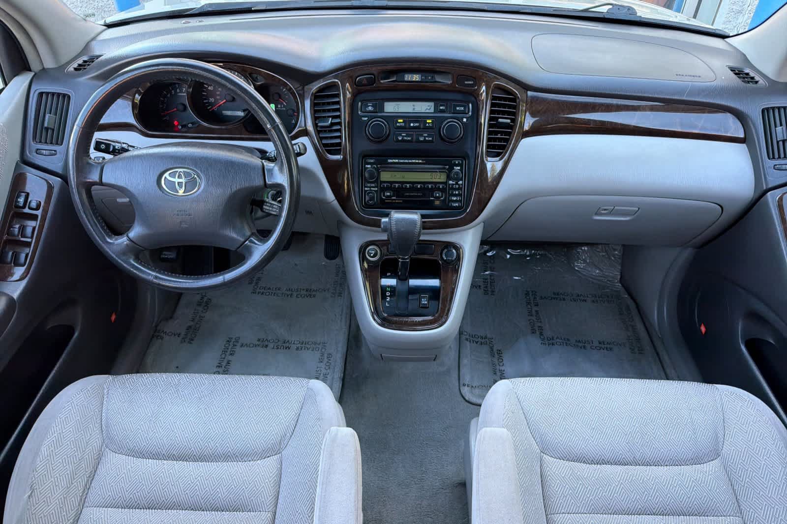 Used 2001 Toyota Highlander 4WD V6 video 3
