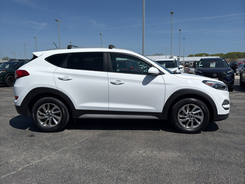 Used 2017 Hyundai Tucson SE AWD/4WD image 4