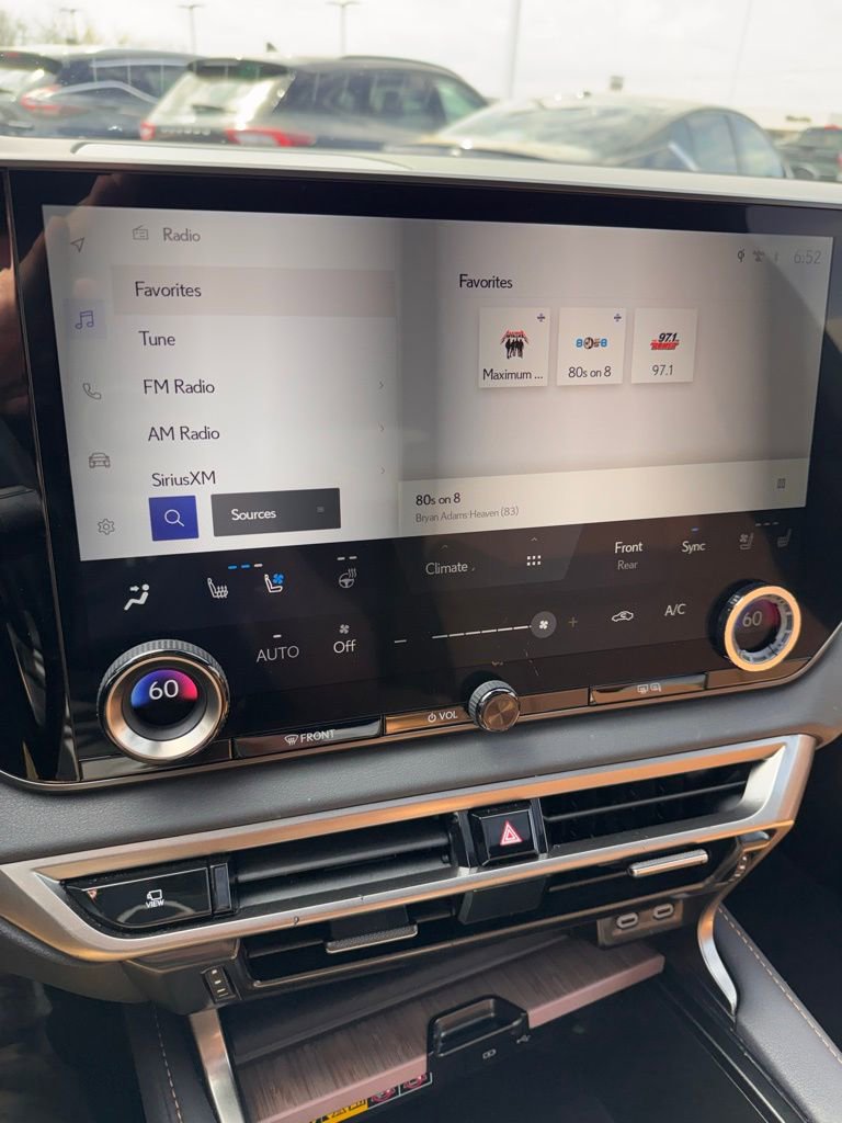 Used 2024 Lexus RX 350 Premium w/ Convenience Package image 20