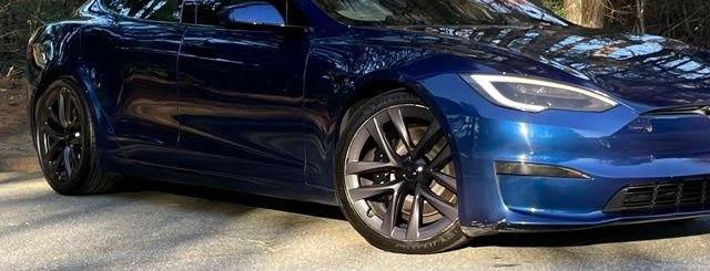 Used 2022 Tesla Model S image 10