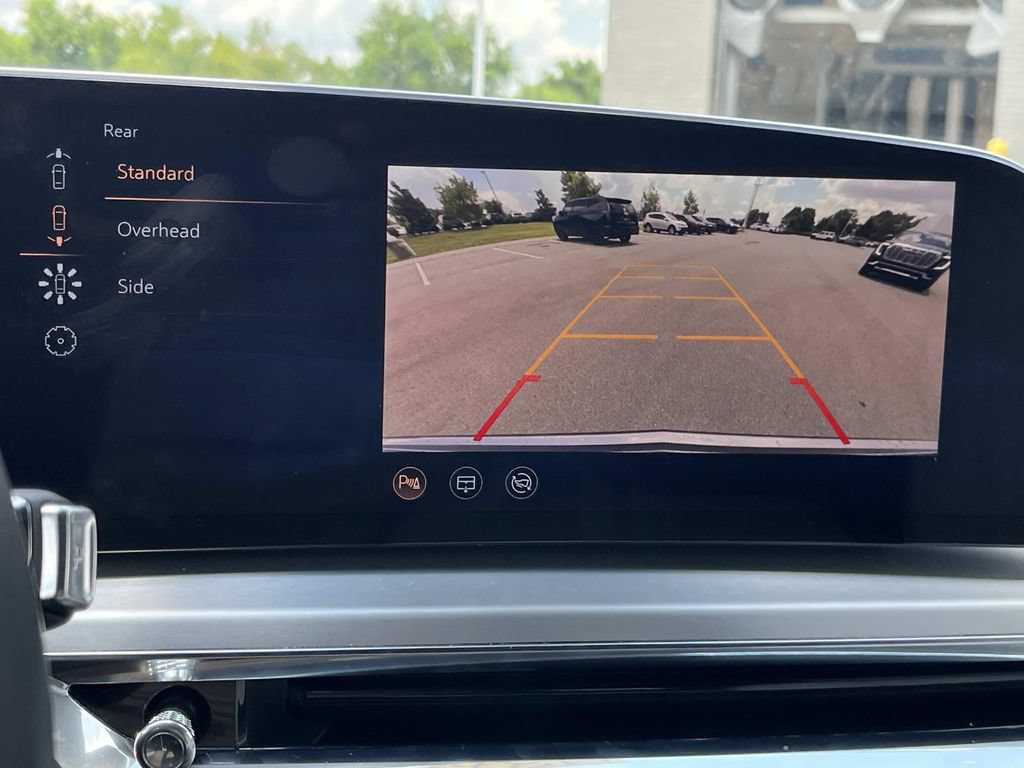 Certified 2024 Cadillac Lyriq Luxury RWD image 35