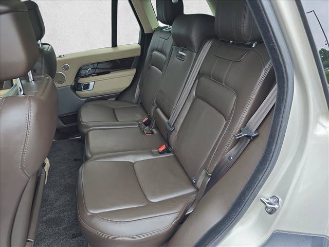 Used 2020 Land Rover Range Rover HSE AWD/4WD image 13