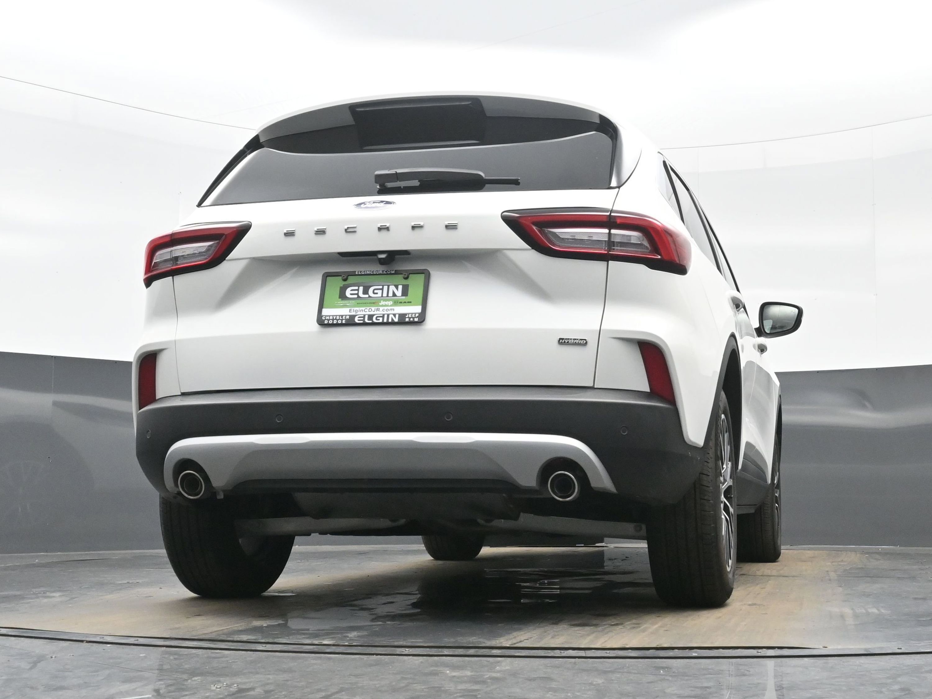 Used 2025 Ford Escape SE image 28