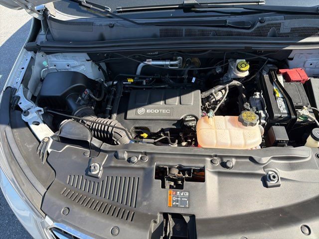 Used 2018 Buick Encore Preferred image 33
