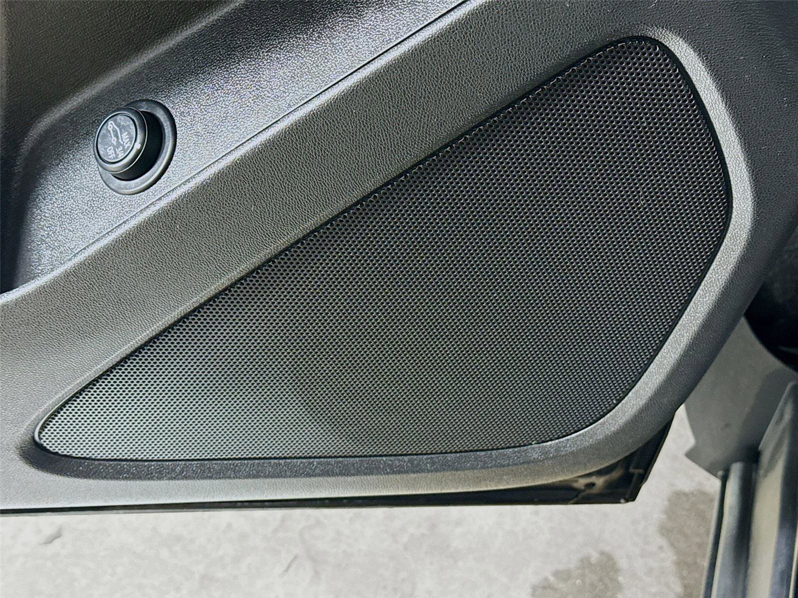 Used 2024 Chevrolet Equinox RS image 19