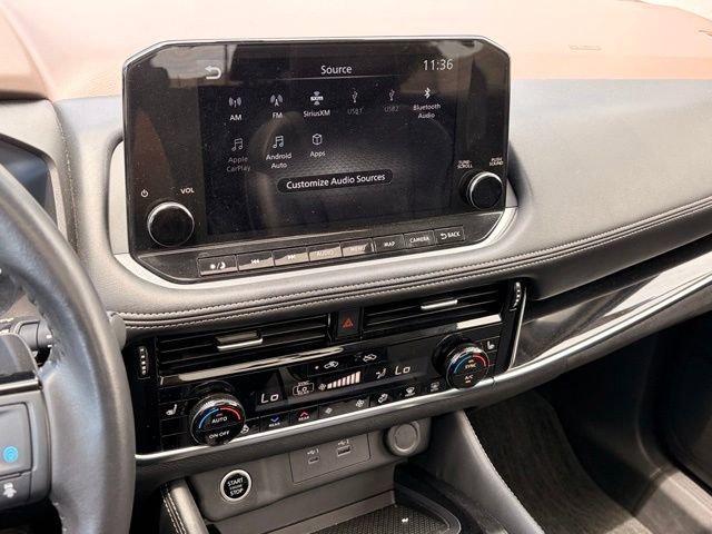 Used 2023 Nissan Rogue SL w/ SL Premium Package FWD image 18