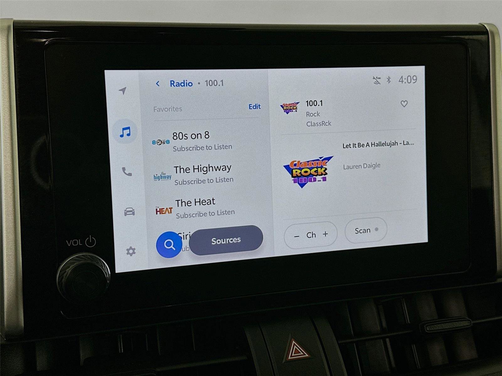 Certified 2025 Toyota RAV4 XLE image 14