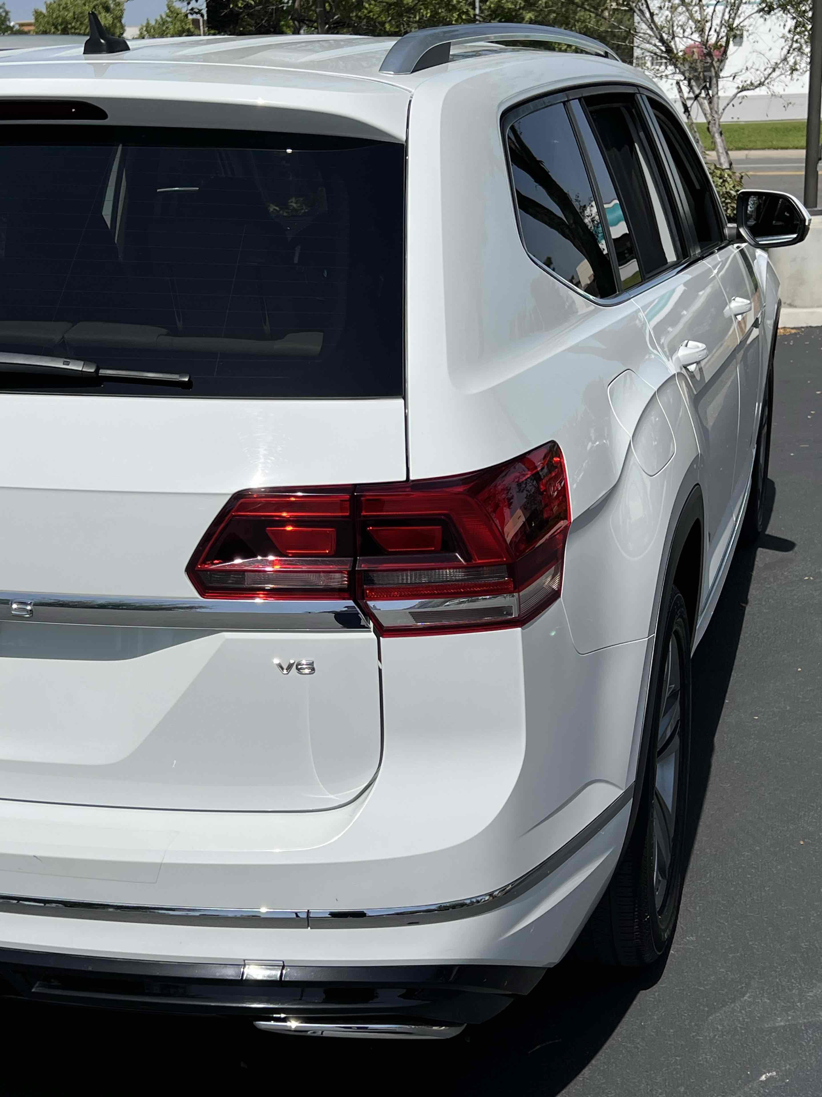 Used 2019 Volkswagen Atlas SE w/ Towing Package image 41