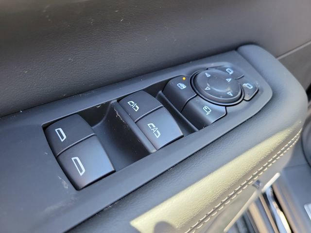 New 2026 GMC Yukon Elevation w/ Elevation Premium Package AWD/4WD image 20