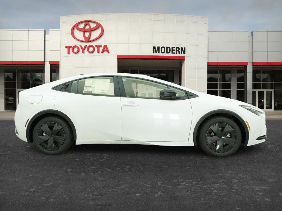 New 2026 Toyota Prius Plug-In Hybrid FWD image 11