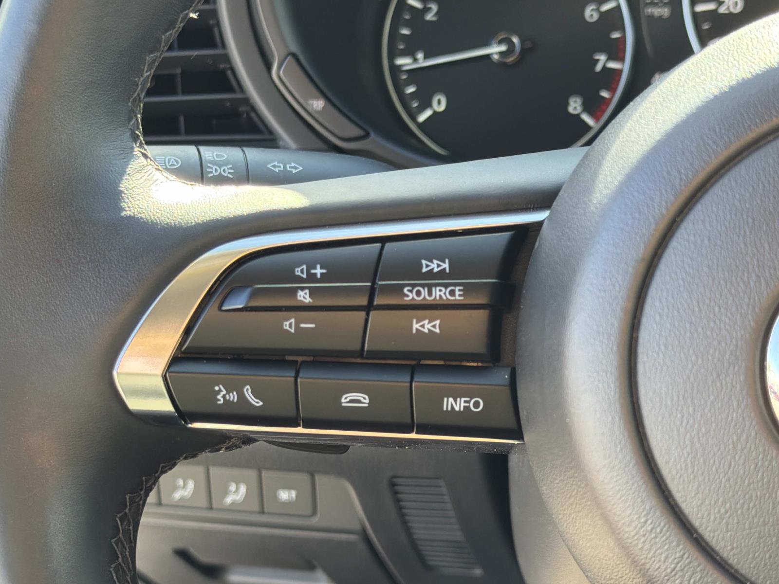 Certified 2025 MAZDA CX-30 AWD 2.5 S w/ Premium Package image 9