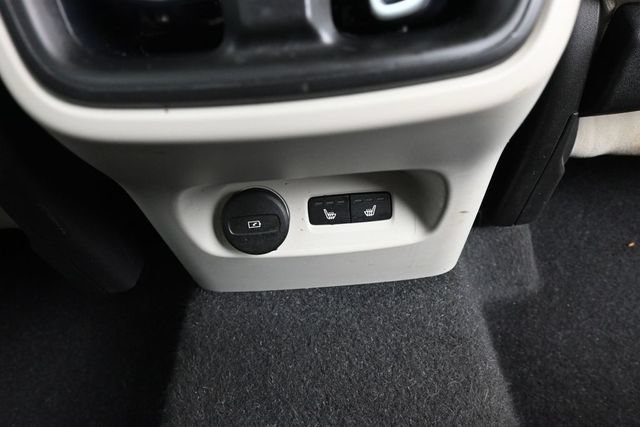 Used 2023 Volvo XC40 B5 Plus w/ Driver Assist Package AWD/4WD image 34