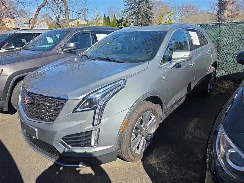 Used 2025 Cadillac XT5 Premium Luxury FWD image 4