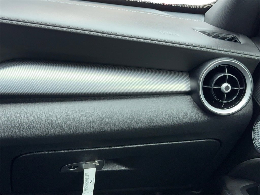 Used 2022 Alfa Romeo Stelvio Veloce image 20