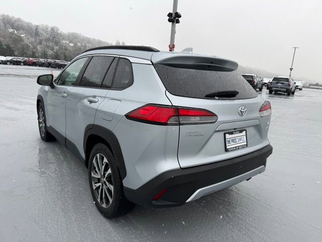 Certified 2023 Toyota Corolla Cross XLE w/ Convenience Package AWD/4WD image 12