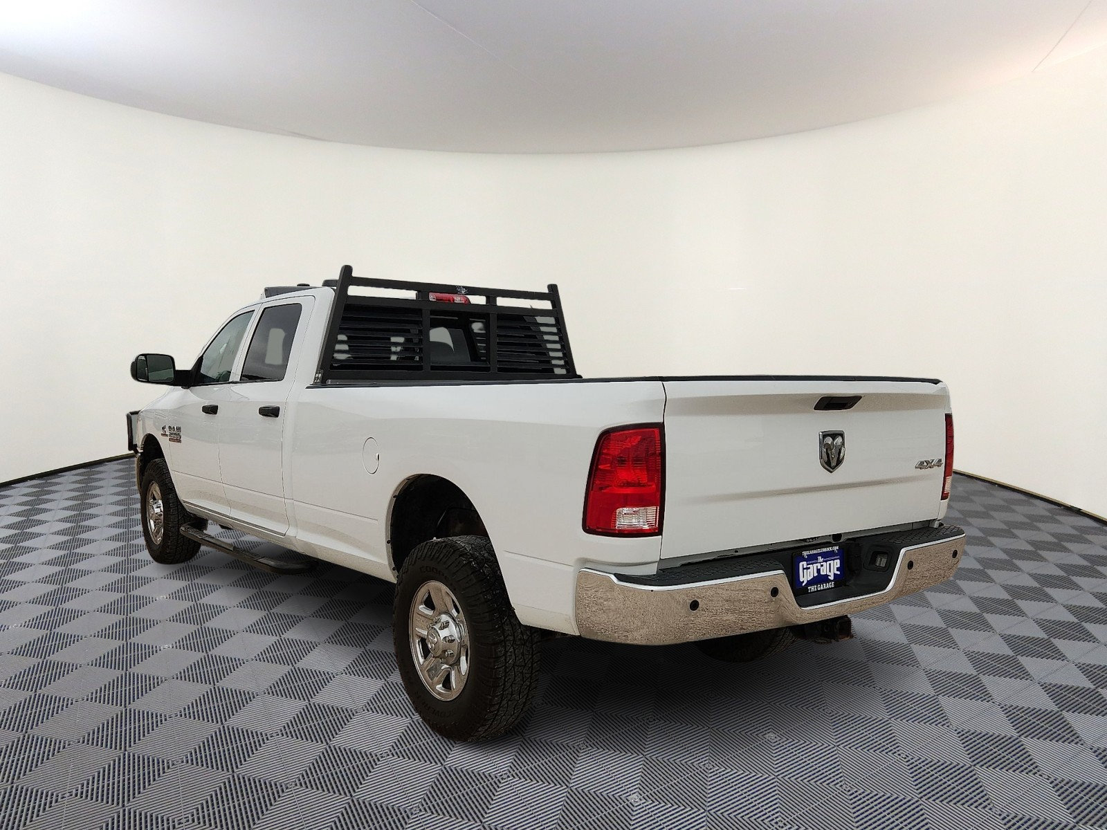Used 2014 RAM 2500 Tradesman w/ Chrome Appearance Group AWD/4WD image 3
