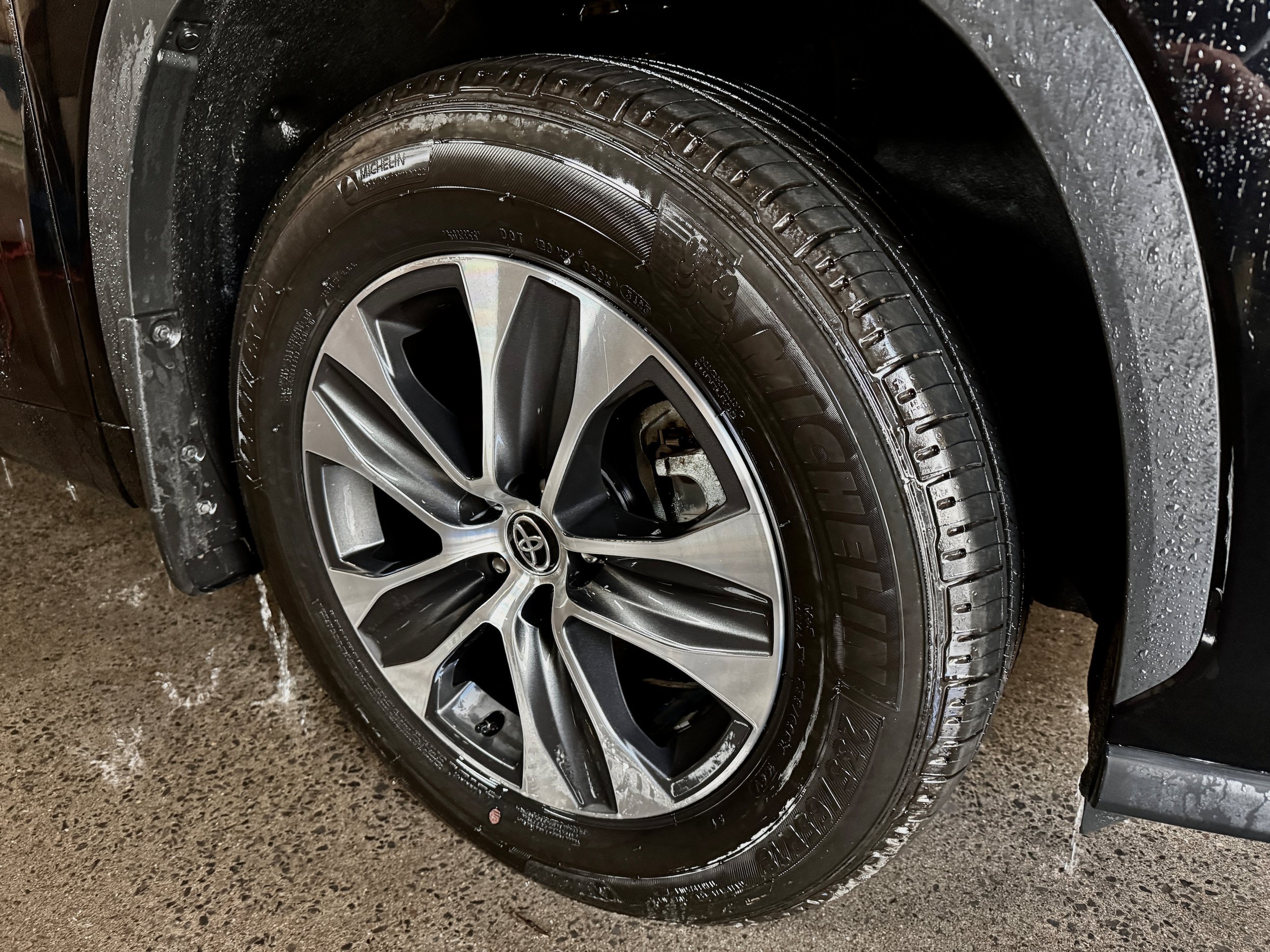 Certified 2026 Toyota Highlander XLE AWD/4WD image 41