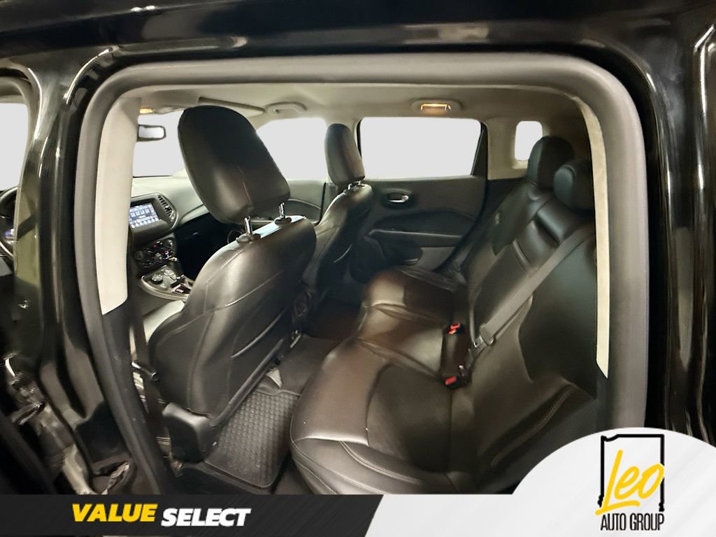 Used 2018 Jeep Compass Latitude w/ Popular Equipment Group AWD/4WD image 23