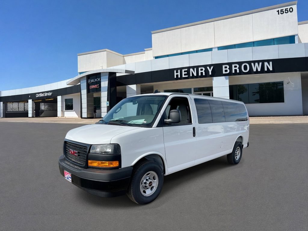 New 2025 GMC Savana 3500 LS