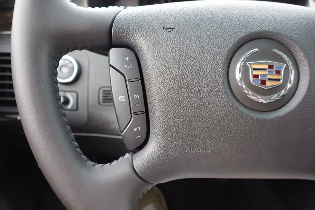 Used 2008 Cadillac DTS FWD image 7