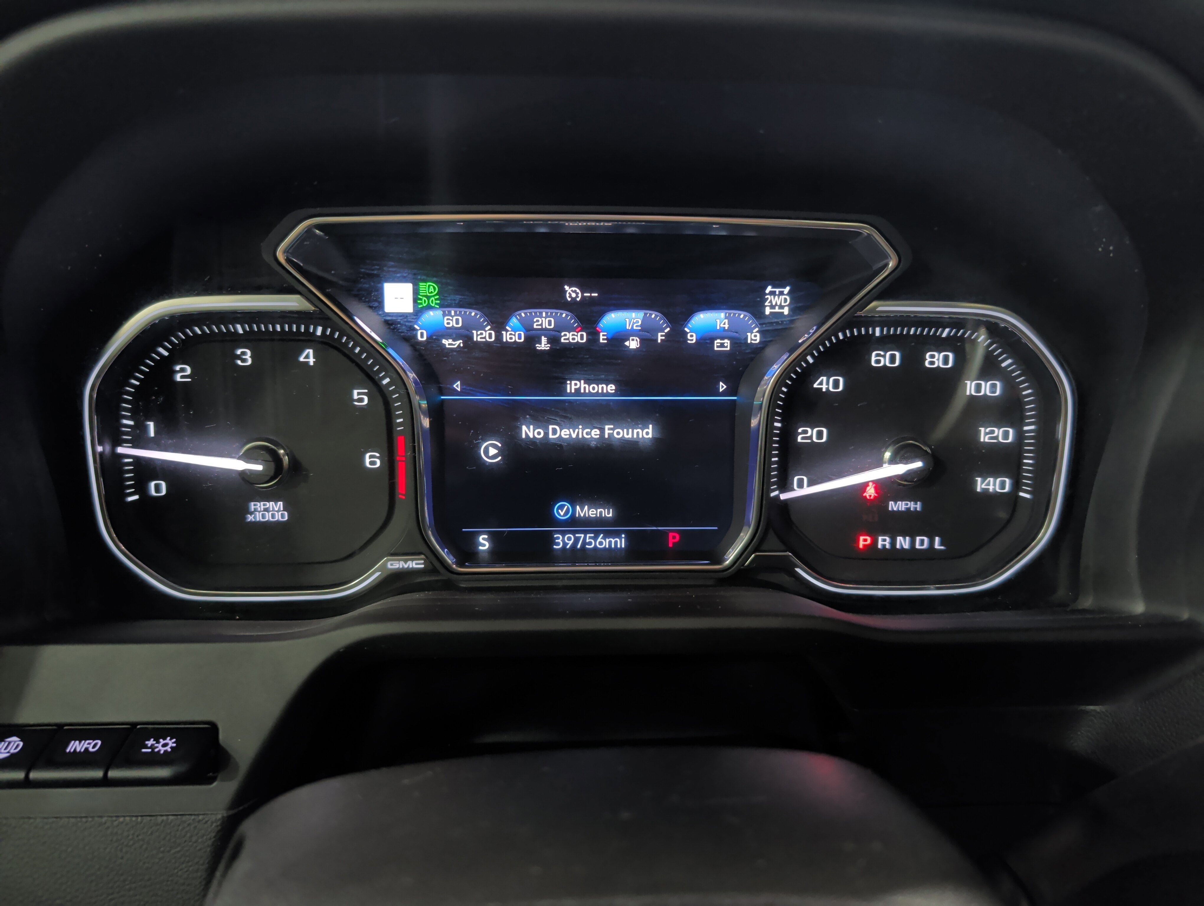 Used 2023 GMC Sierra 2500 AT4 w/ AT4 Premium Plus Package AWD/4WD image 7