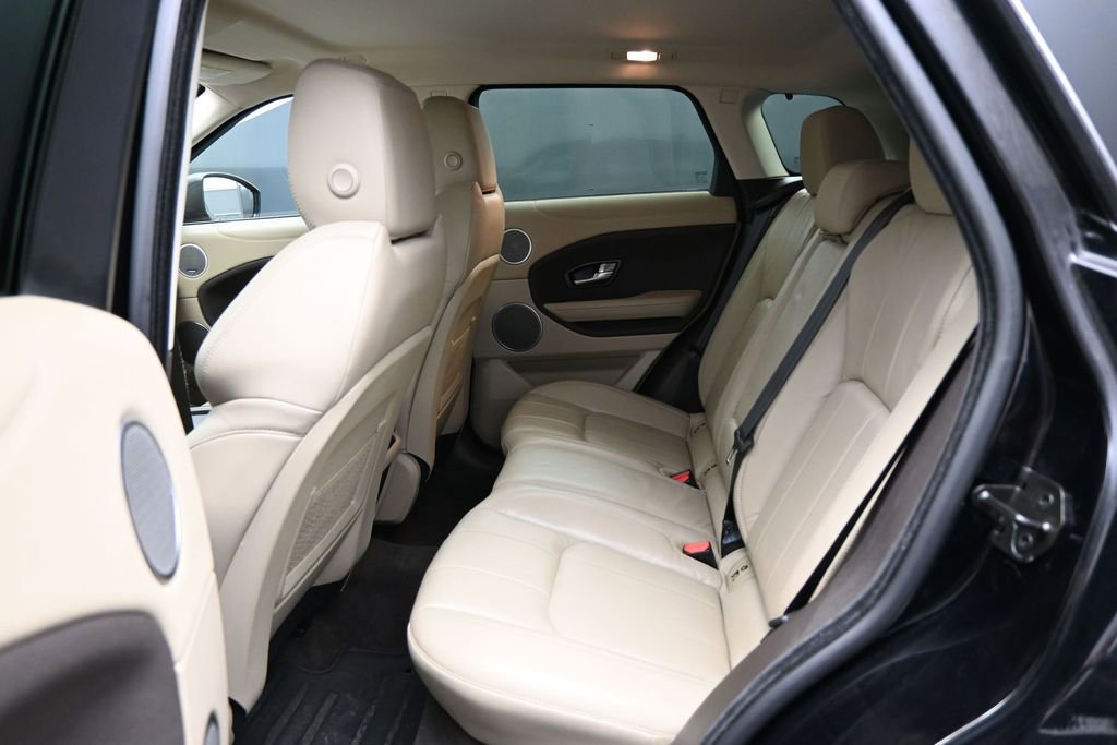 Used 2018 Land Rover Range Rover Evoque SE AWD/4WD image 24