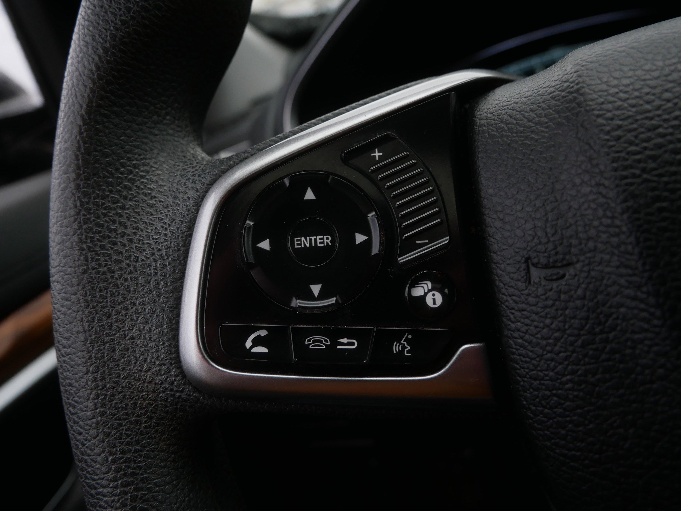 Used 2017 Honda CR-V EX image 25