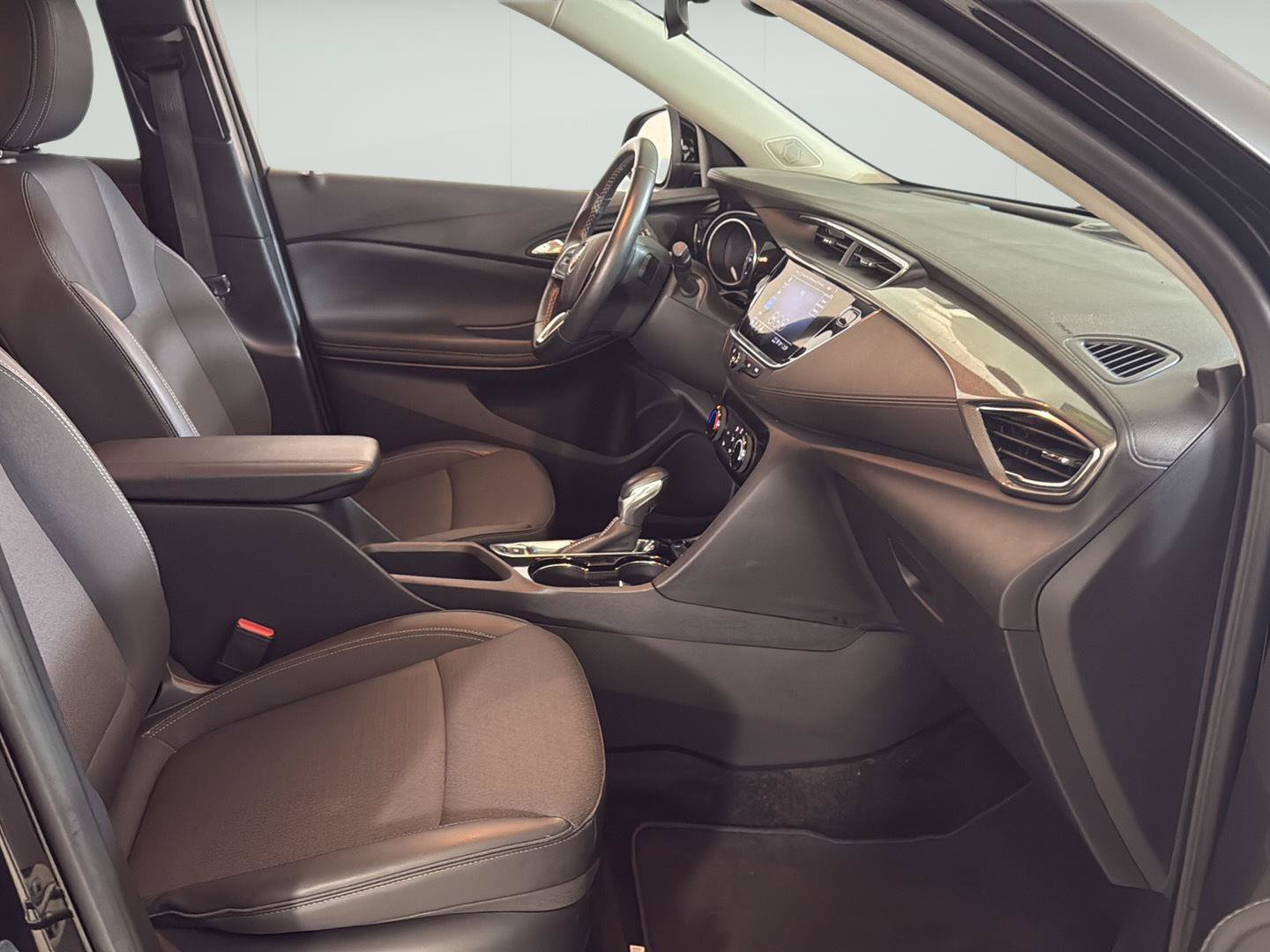 Certified 2023 Buick Encore GX Preferred w/ Cold Weather Comfort Package FWD image 21