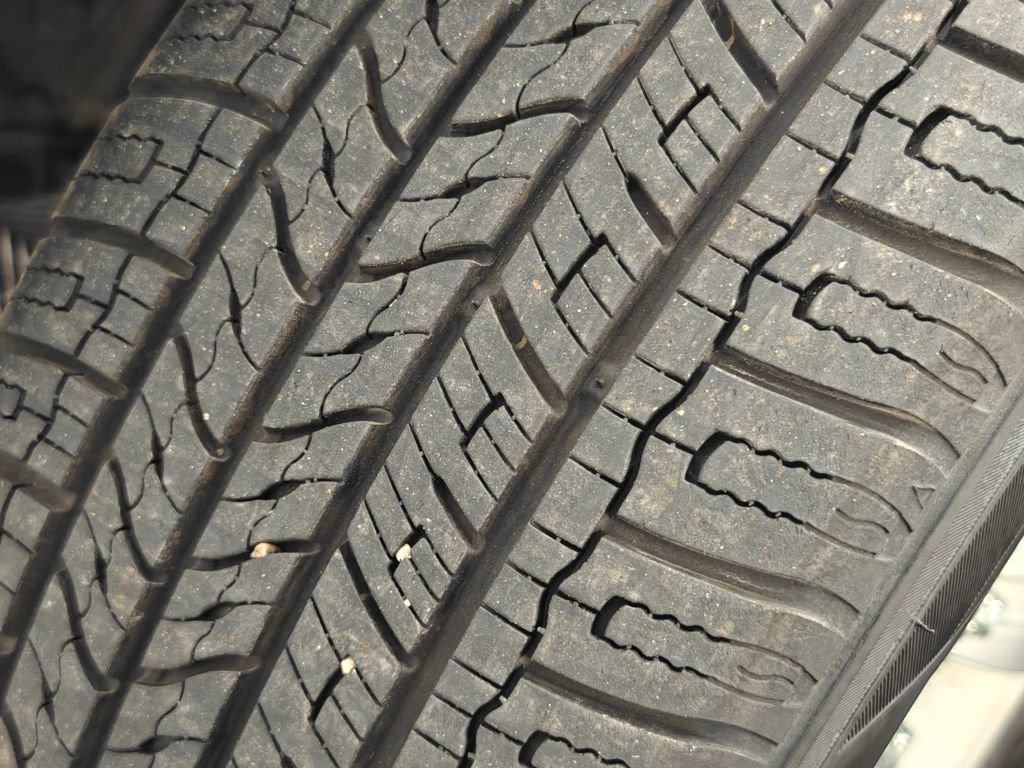 Used 2012 Jeep Compass Sport image 30