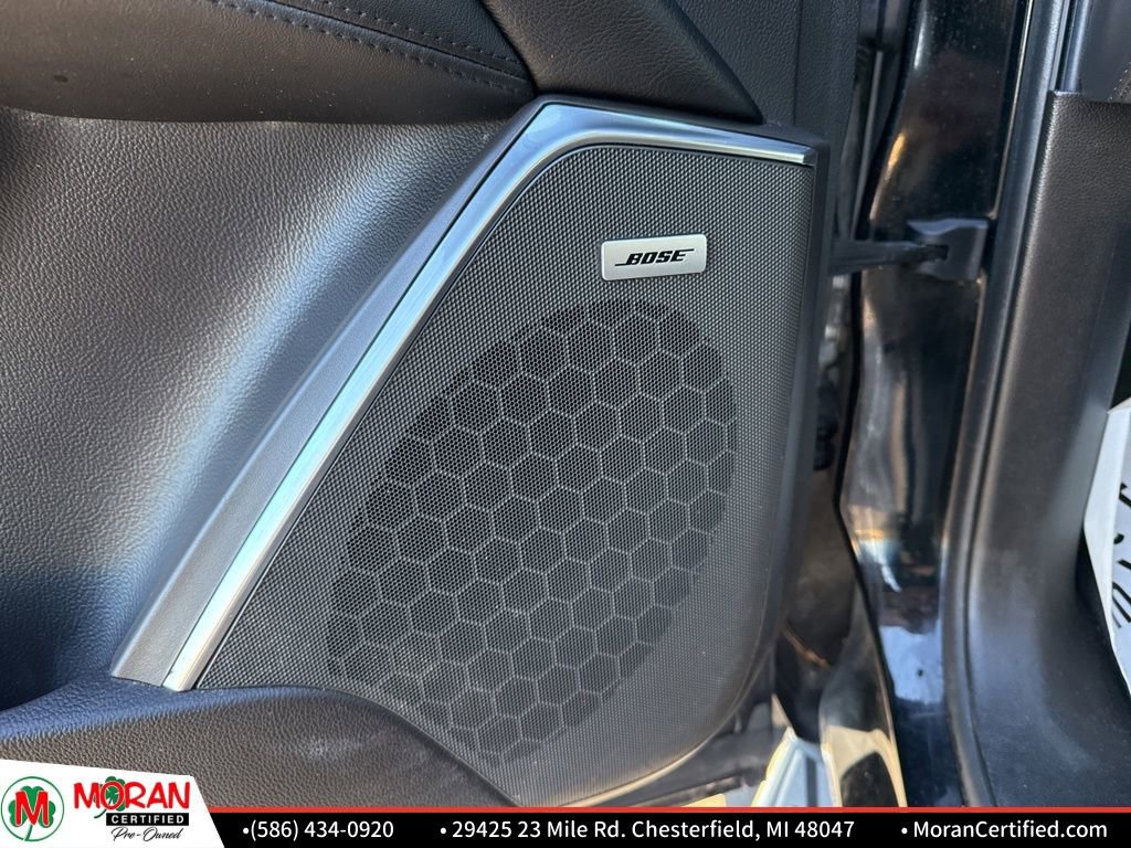 Used 2019 Cadillac Escalade Premium Luxury image 12