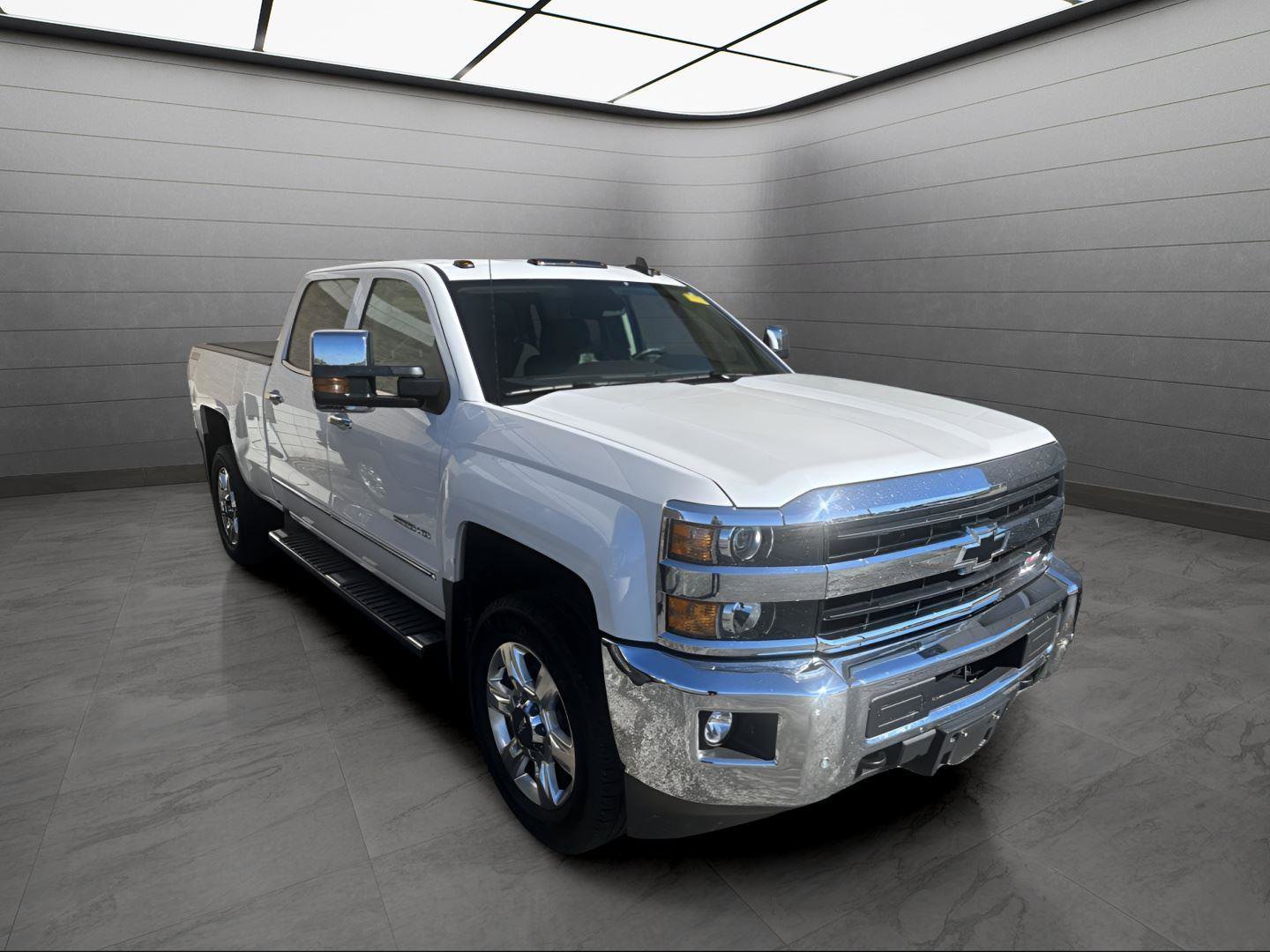 Used 2018 Chevrolet Silverado 2500 LTZ w/ LTZ Plus Package image 22
