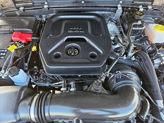 Used 2025 Jeep Wrangler Rubicon w/ Convenience Group image 20