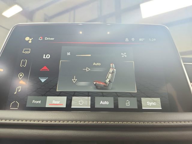 Used 2024 GMC Yukon XL SLT RWD image 32