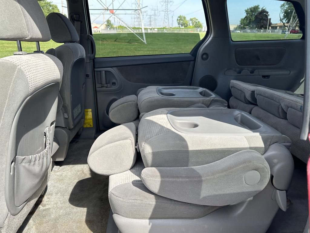 Used 2008 Toyota Sienna LE FWD image 11