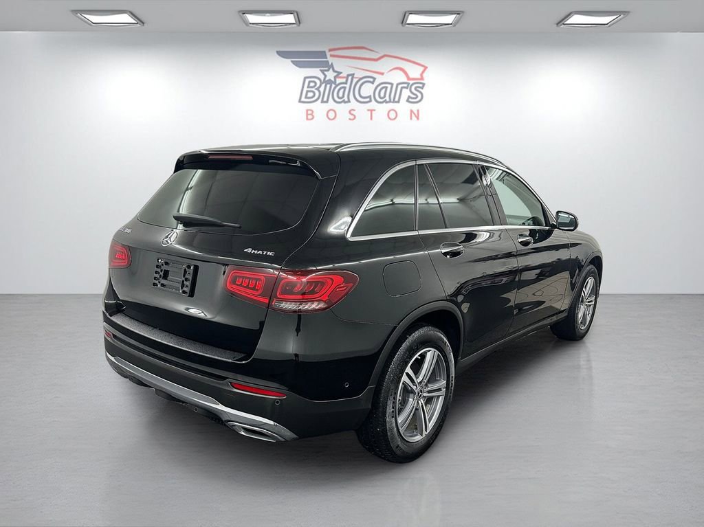 Used 2021 Mercedes-Benz GLC 300 4MATIC image 4