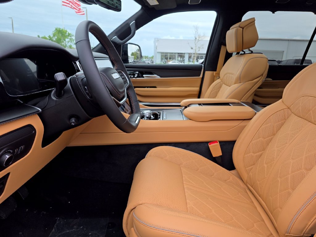 New 2027 Jeep Grand Wagoneer Summit AWD/4WD image 29