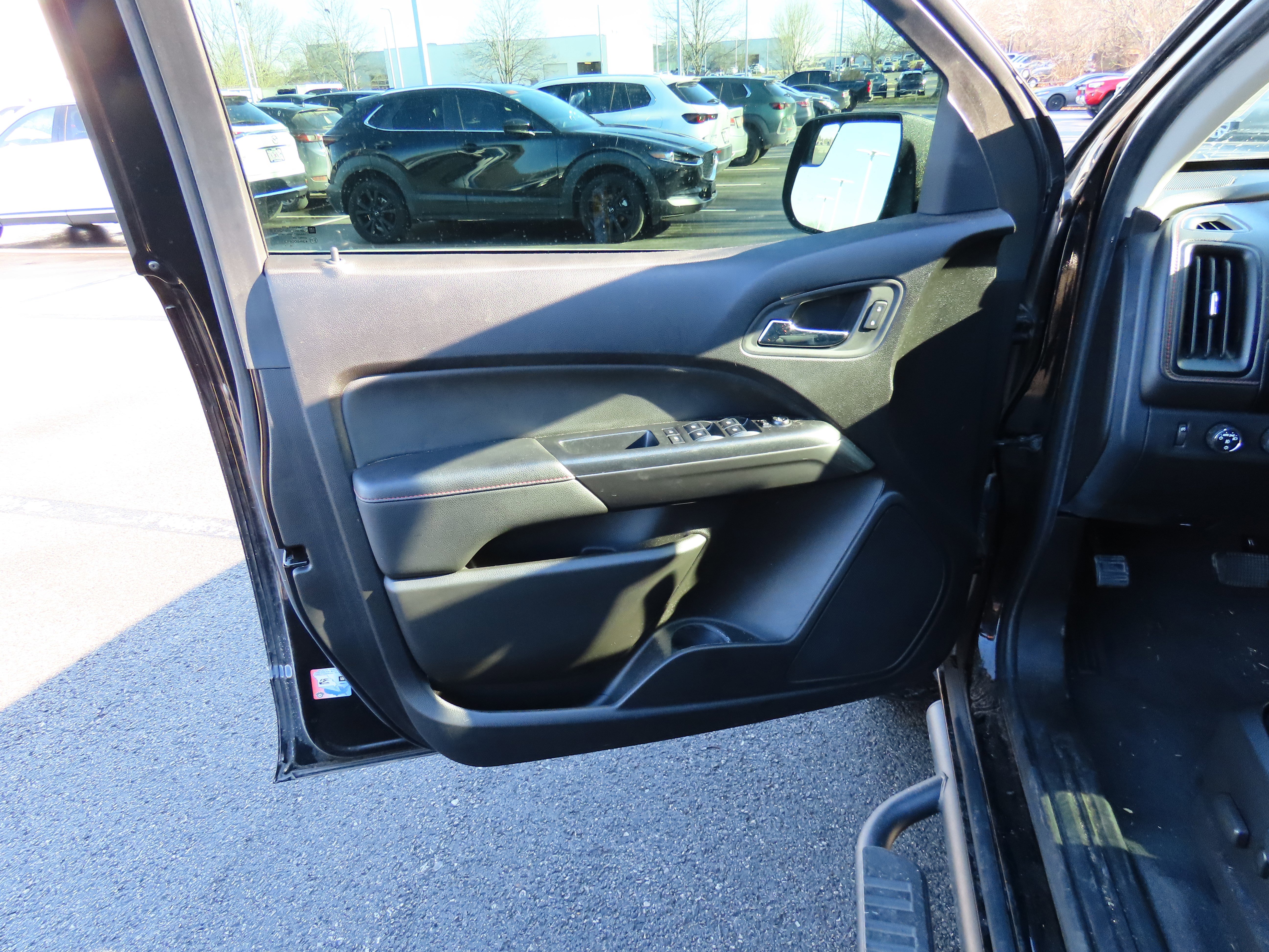 Used 2019 GMC Canyon All Terrain w/ All Terrain X Package image 23