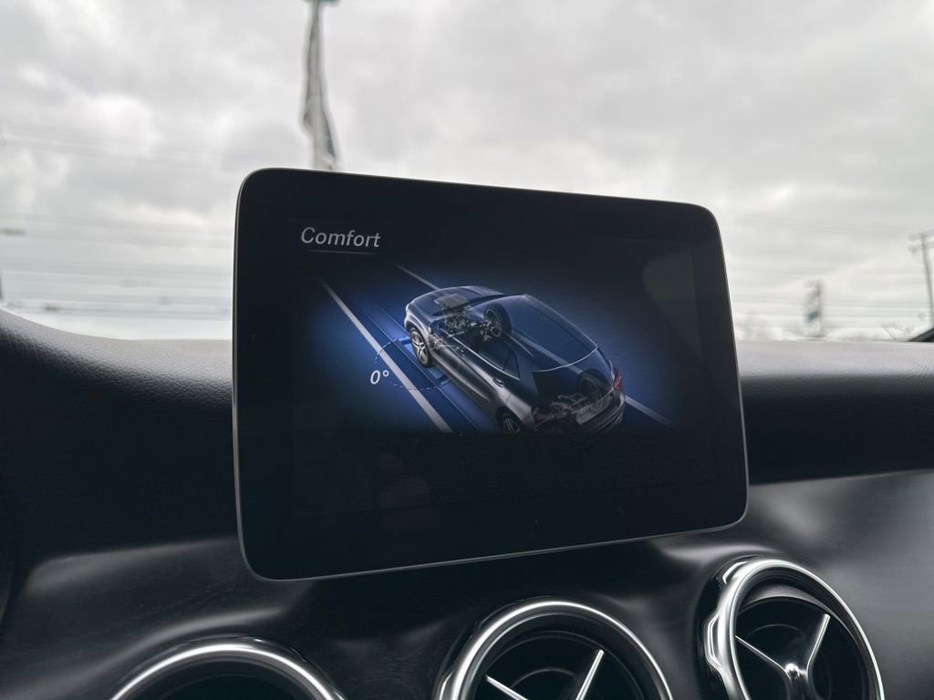 Used 2018 Mercedes-Benz GLA 250 4MATIC image 55