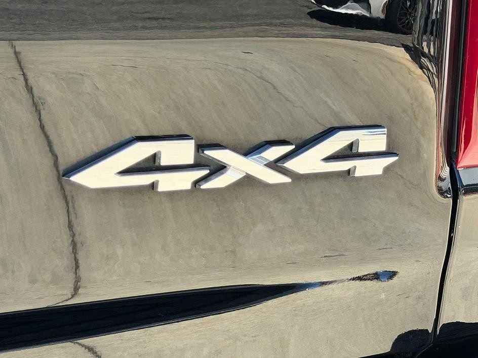 Used 2023 RAM 1500 Laramie AWD/4WD image 15