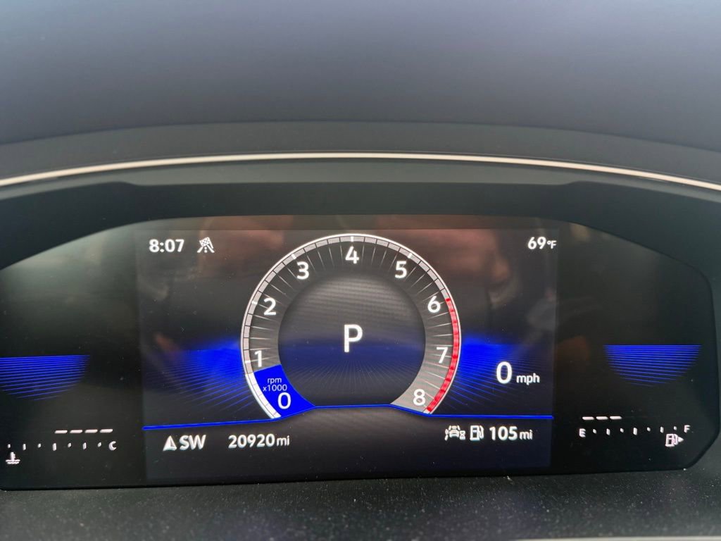 Used 2024 Volkswagen Tiguan Wolfsburg Edition image 13