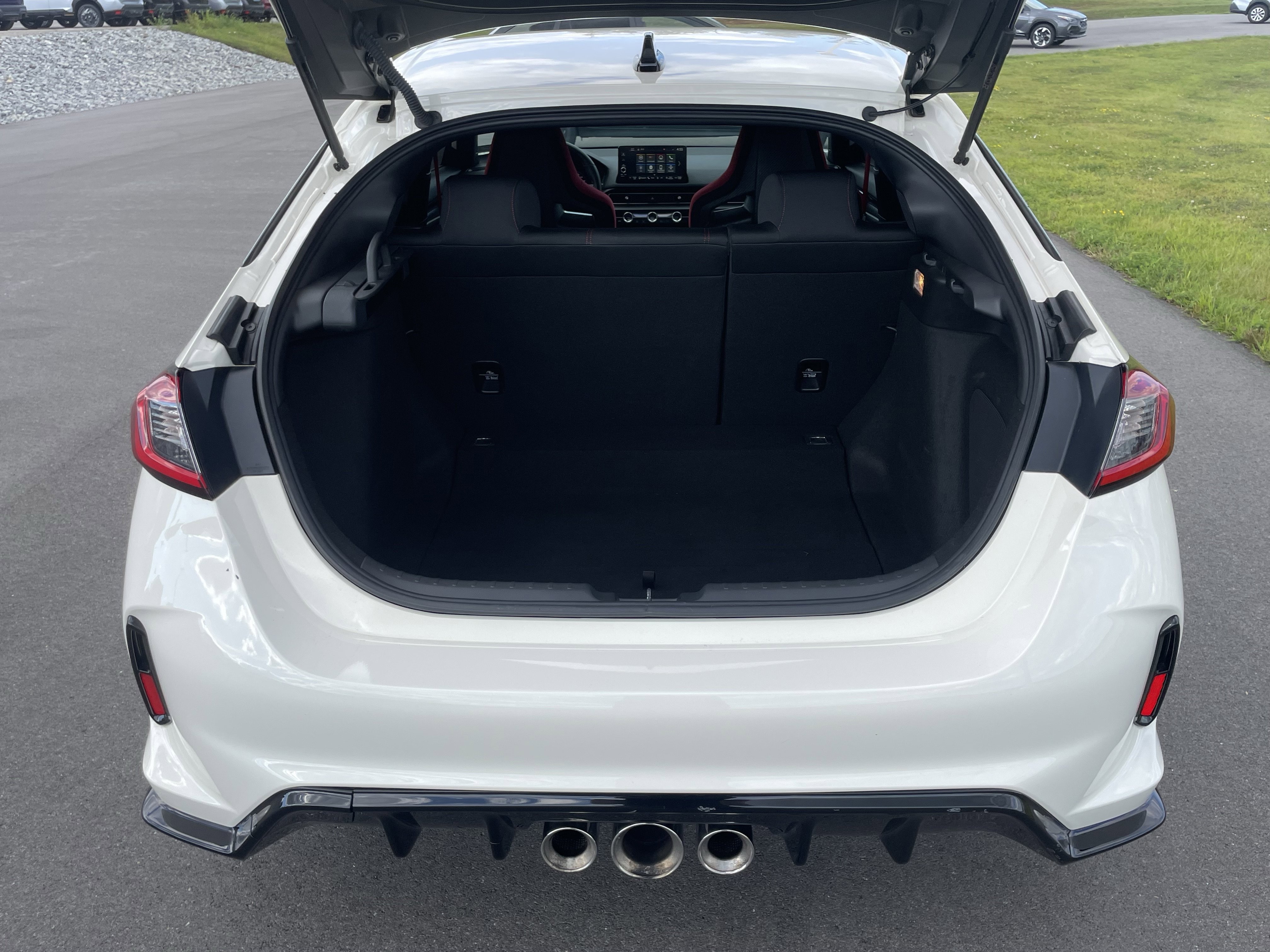 Used 2023 Honda Civic Type R video 5