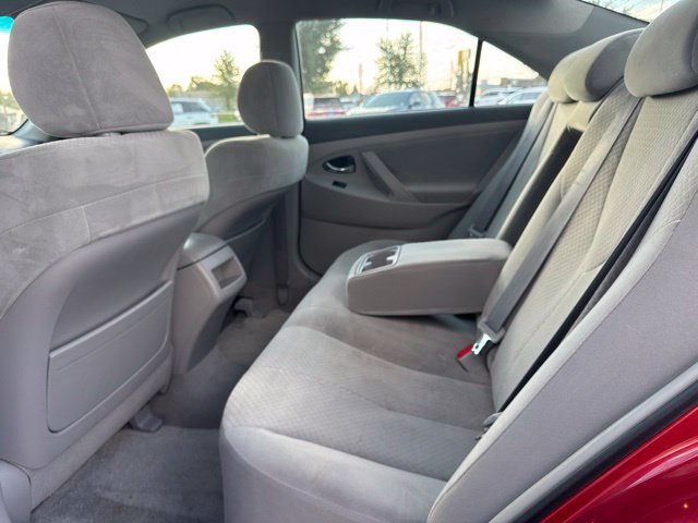 Used 2009 Toyota Camry LE FWD image 25